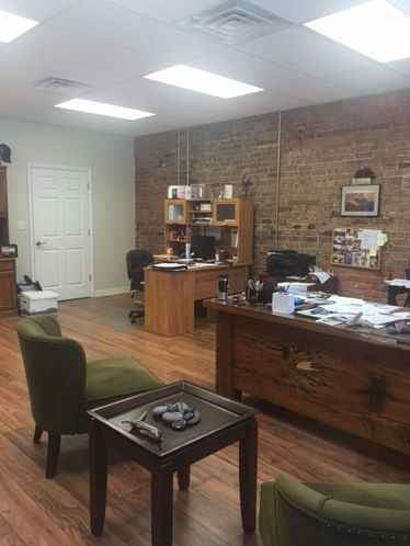 Office-Warehouse Space for Lease : 5707 Main St, Ooltewah, TN 37363
